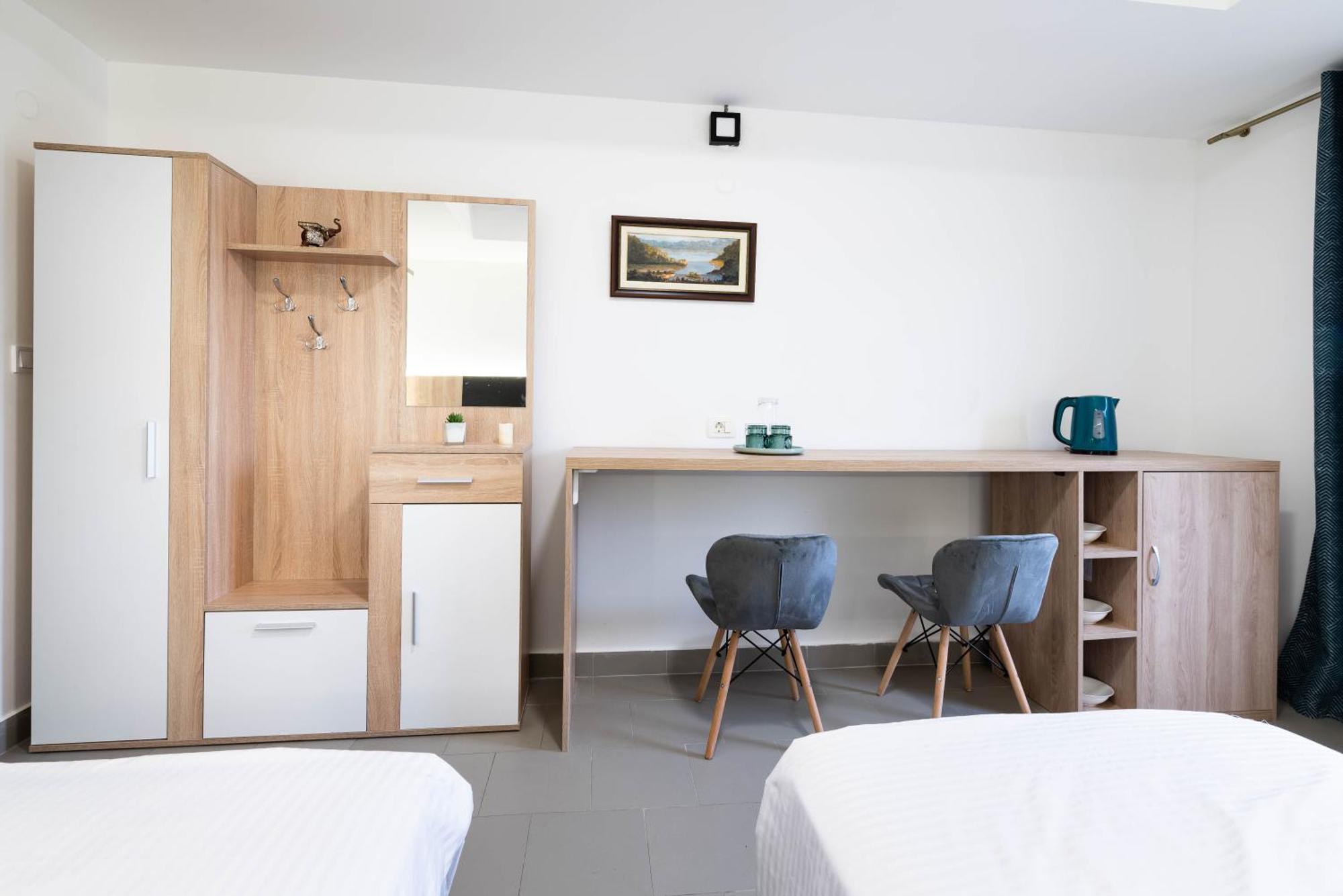 Studio Apartment Cudo Nevidjeno Karuc Kültér fotó