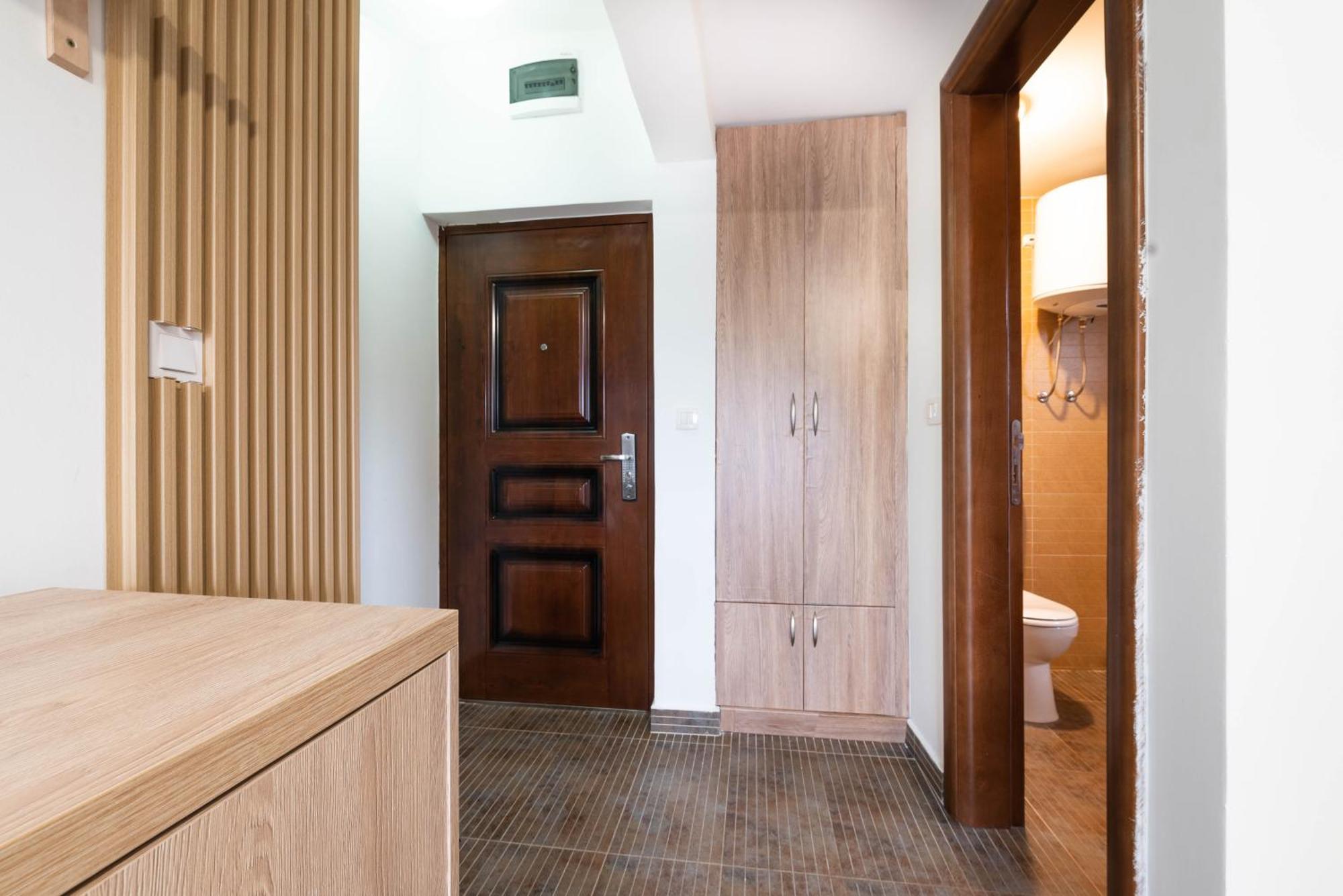 Studio Apartment Cudo Nevidjeno Karuc Kültér fotó
