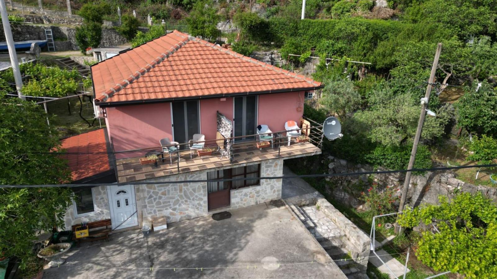 Studio Apartment Cudo Nevidjeno Karuc Kültér fotó